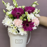 Букет_Яркая гербера в коробке Букет_Яркая гербера в коробке